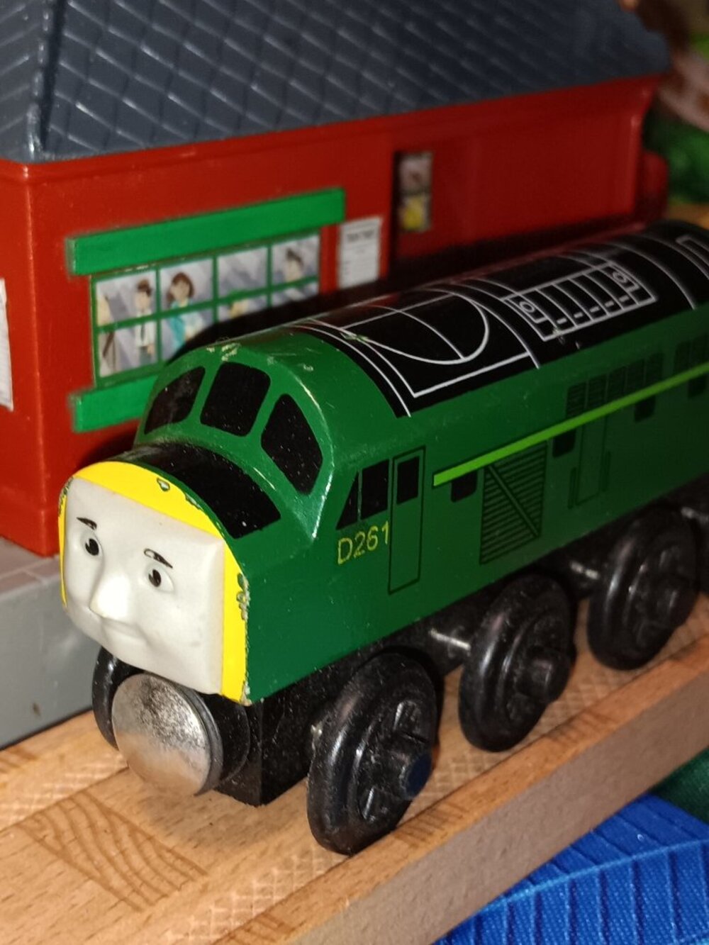 Thomas Wooden Railway Train Track Engine Diesel D261